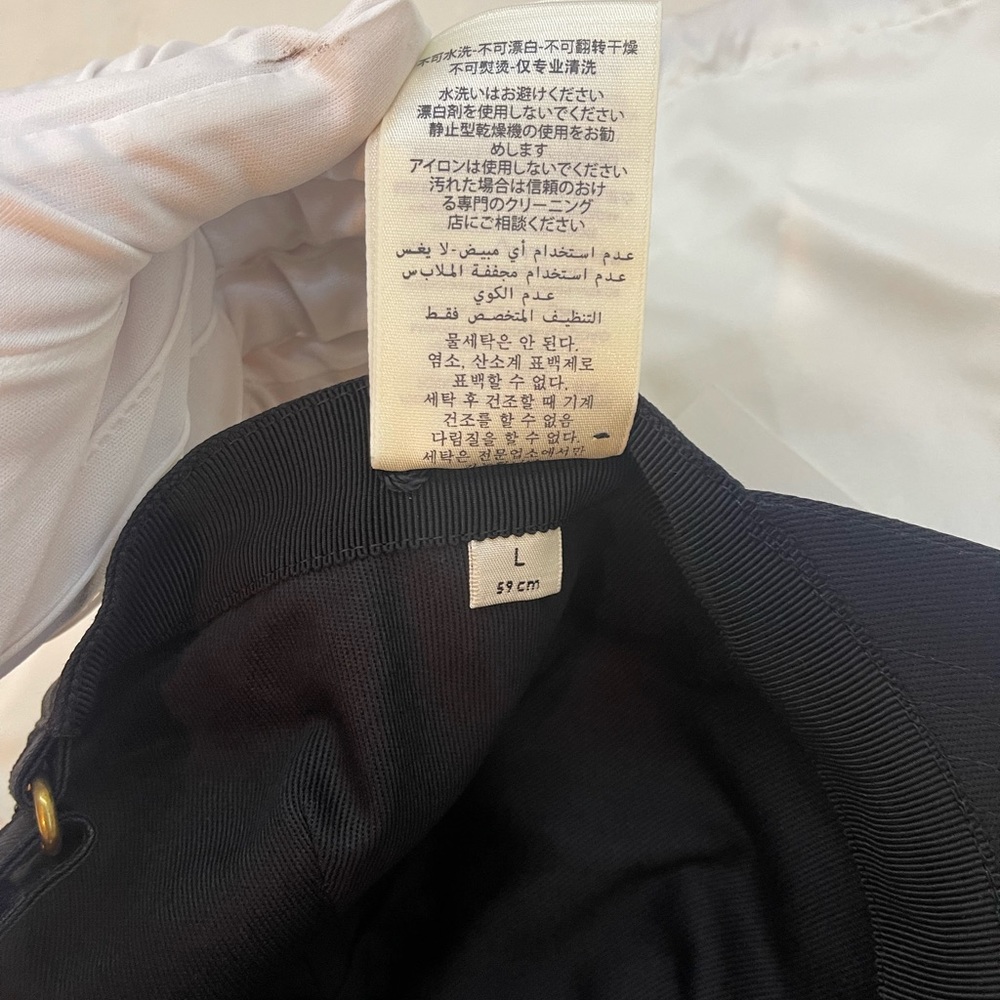 Gucci Unisex Black Canvas Baseball Hat with "Loved" Embroidery Size L - Picture 6 of 8